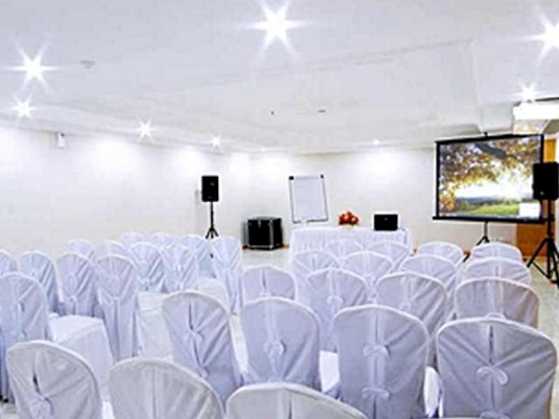 Hotel Madani Medan - Syariah Hotel Zewnętrze zdjęcie